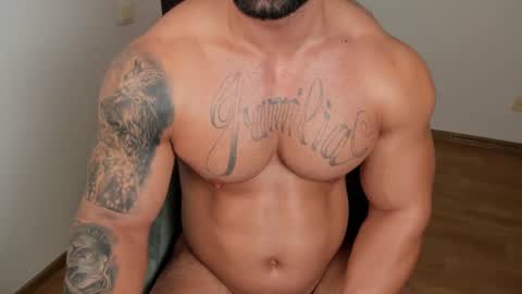 Snapshot of jaxonhunk chatting on January 2025 05:05:02 AM JaxonHunk online show from January 2025 05:05:02 AM