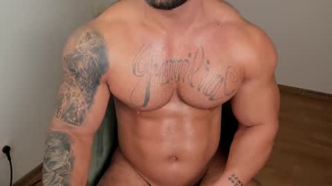 Snapshot of jaxonhunk chatting on February 2025 06:36:01 AM JaxonHunk online show from February 2025 06:36:01 AM