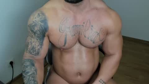 Snapshot of jaxonhunk chatting on February 2025 04:15:01 AM JaxonHunk online show from February 2025 04:15:01 AM