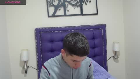 JAX THORN online show from November 2025 05:34:01 PM