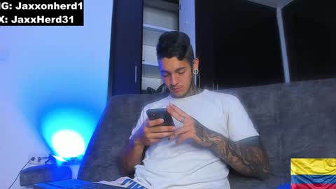 Snapshot of jaxxxonherd chatting on January 2025 02:46:01 AM Michael online show from January 2025 02:46:01 AM