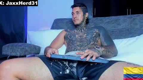 Snapshot of jaxxxonherd chatting on January 2025 12:31:02 AM Michael online show from January 2025 12:31:02 AM