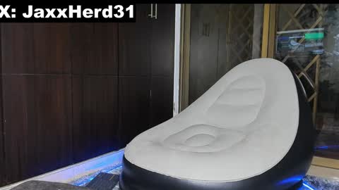 Snapshot of jaxxxonherd chatting on February 2025 12:53:02 AM Michael online show from February 2025 12:53:02 AM