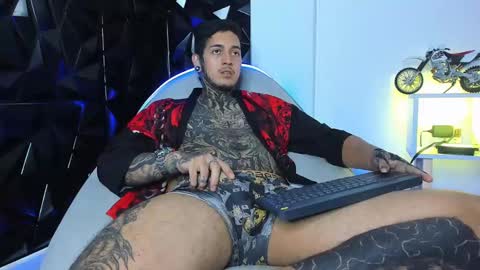 Snapshot of jaxxxonherd chatting on March 2025 05:38:02 AM Michael online show from March 2025 05:38:02 AM