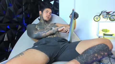 Snapshot of jaxxxonherd chatting on March 2025 12:21:01 AM Michael online show from March 2025 12:21:01 AM