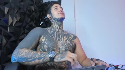 Snapshot of jaxxxonherd chatting on March 2025 04:33:02 PM Michael online show from March 2025 04:33:02 PM