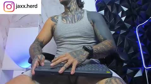 Snapshot of jaxxxonherd chatting on September 2025 12:31:02 PM Michael online show from September 2025 12:31:02 PM