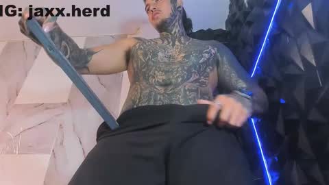 Snapshot of jaxxxonherd chatting on October 2025 02:37:01 PM Michael online show from October 2025 02:37:01 PM