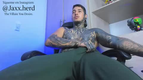 Snapshot of jaxxxonherd chatting on October 2025 03:54:01 PM Michael online show from October 2025 03:54:01 PM