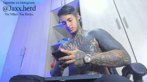 Snapshot of jaxxxonherd chatting on October 2025 02:32:02 PM Michael online show from October 2025 02:32:02 PM