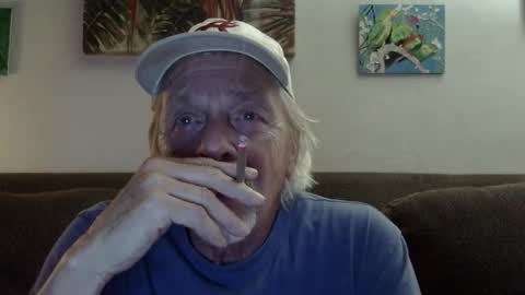 Snapshot of jay_jay1475 chatting on December 2024 04:43:01 AM jay-jay1475 online show from December 2024 04:43:01 AM