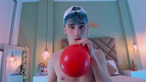 jaydenvillalobos online show from September 2025 07:57:02 PM