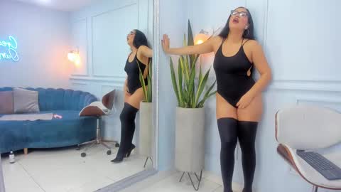 Jasmine  online show from February 2025 04:12:02 AM