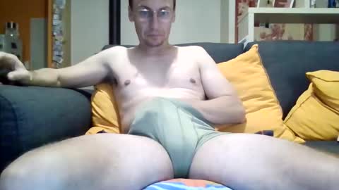 Snapshot of jbcascadess chatting on November 2025 08:22:02 PM jbcascadess online show from November 2025 08:22:02 PM