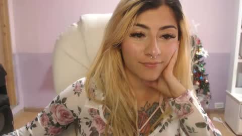 Jean online show from January 2025 10:08:02 PM
