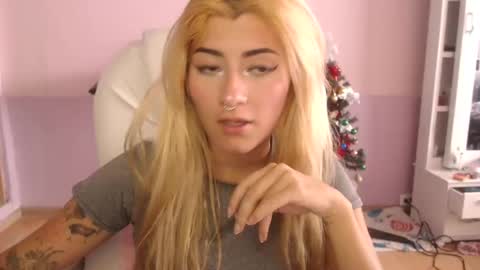 Jean online show from March 2025 05:07:01 PM