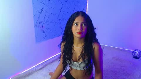 Jean Widow online show from November 2025 09:47:01 PM