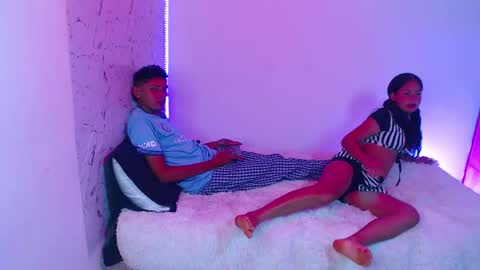 Jean Widow online show from November 2025 03:00:02 PM