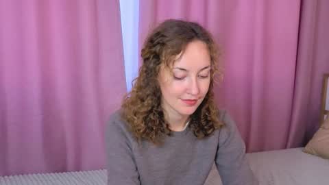 Snapshot of jeanetteswanson chatting on October 2025 09:07:02 AM Kelly online show from October 2025 09:07:02 AM