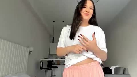 Eva online show from October 2025 01:30:02 PM