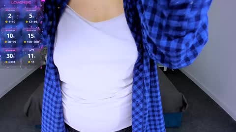 jeanniefox_ online show from December 2024 08:05:01 AM