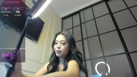 jee__son online show from February 2025 03:31:02 PM