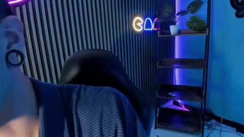 Jeff  online show from October 2025 12:39:02 PM