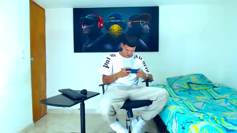 Snapshot of jeffer21_hot chatting on January 2025 07:07:01 AM jeffer21_hot online show from January 2025 07:07:01 AM