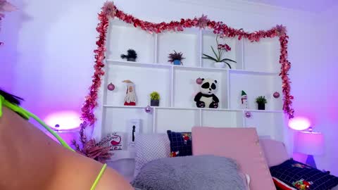 Snapshot of jehnmorris chatting on December 2024 07:12:02 PM Jehn online show from December 2024 07:12:02 PM