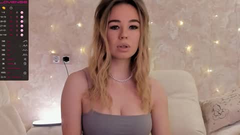 EvaSileZ online show from October 2025 03:16:01 AM