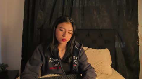 Snapshot of jeniferpowell_nm chatting on October 2025 01:12:02 PM jeniferpowell_nm online show from October 2025 01:12:02 PM