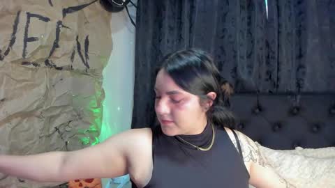 Snapshot of jeniferpowell_nm chatting on October 2025 11:22:01 AM jeniferpowell_nm online show from October 2025 11:22:01 AM