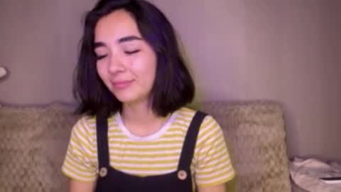 Snapshot of jenifersimon chatting on September 2025 06:57:02 PM Jenifer online show from September 2025 06:57:02 PM