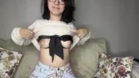 Snapshot of jenifersimon chatting on October 2025 07:10:02 PM Jenifer online show from October 2025 07:10:02 PM