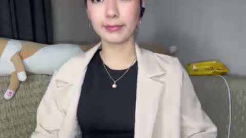 Snapshot of jenifersimon chatting on October 2025 02:18:01 PM Jenifer online show from October 2025 02:18:01 PM