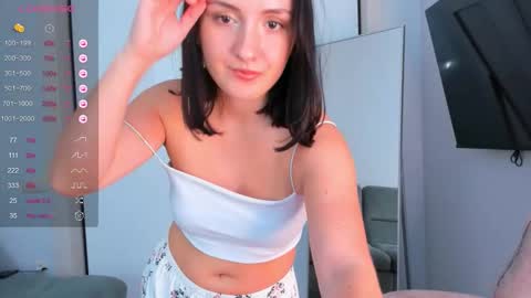 Jen 3 online show from September 2025 07:33:02 AM