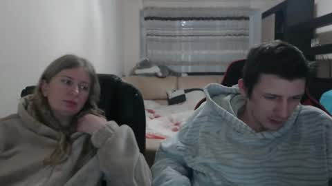 JenisAndPeter online show from February 2025 04:13:02 PM