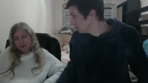 JenisAndPeter online show from February 2025 08:42:02 PM