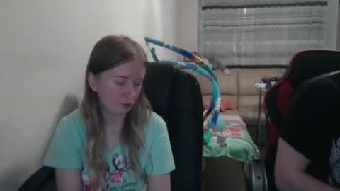 JenisAndPeter online show from September 2025 06:08:02 PM