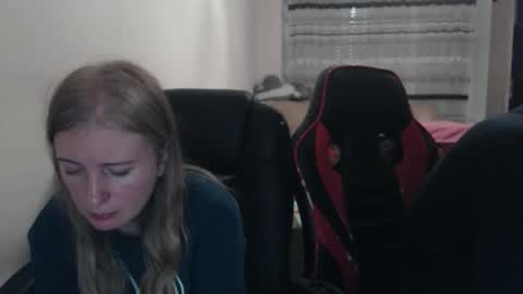 JenisAndPeter online show from October 2025 07:48:02 PM