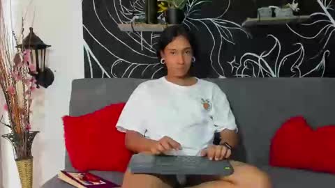JenkinsThomson online show from January 2025 09:36:01 PM