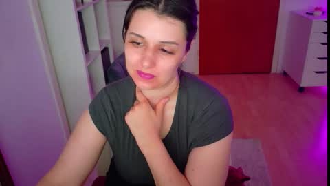 jennasxy19 online show from October 2025 10:34:02 AM