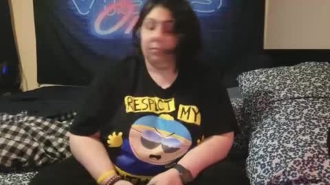 Snapshot of jennabrady chatting on October 2025 09:22:01 PM Dragon Queen. Be my Dragon -- and online show from October 2025 09:22:01 PM