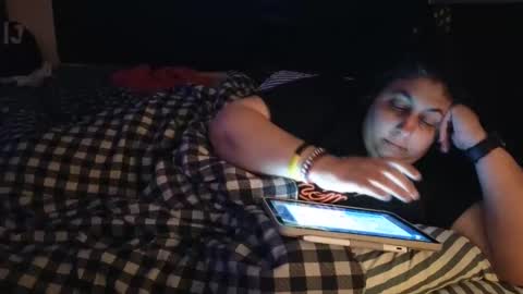 Snapshot of jennabrady chatting on October 2025 12:50:02 PM Dragon Queen. Be my Dragon -- and online show from October 2025 12:50:02 PM