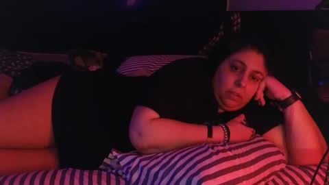 Snapshot of jennabrady chatting on October 2025 11:02:01 AM Dragon Queen. Be my Dragon -- and online show from October 2025 11:02:01 AM