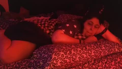 Snapshot of jennabrady chatting on October 2025 11:17:01 AM Dragon Queen. Be my Dragon -- and online show from October 2025 11:17:01 AM