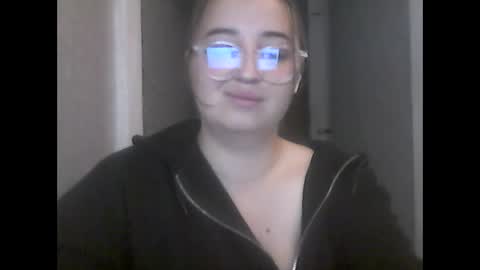 Snapshot of jennaldirl chatting on October 2025 08:44:01 PM JennalDirl online show from October 2025 08:44:01 PM