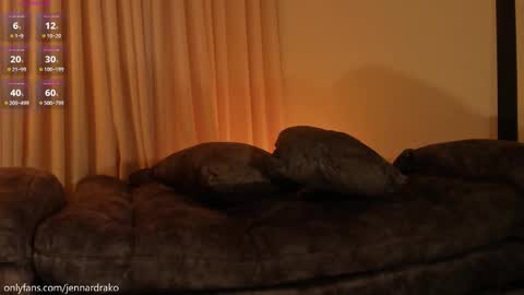 Snapshot of jennardrako chatting on October 2025 07:18:02 AM jennardrako online show from October 2025 07:18:02 AM