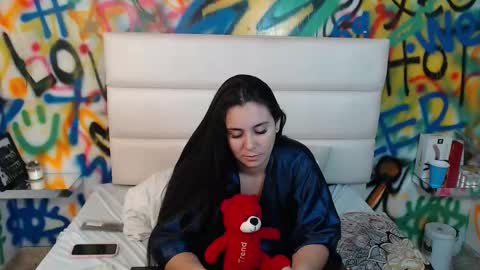 Snapshot of jenner_madison chatting on December 2025 11:44:01 PM jenner_madison online show from December 2025 11:44:01 PM