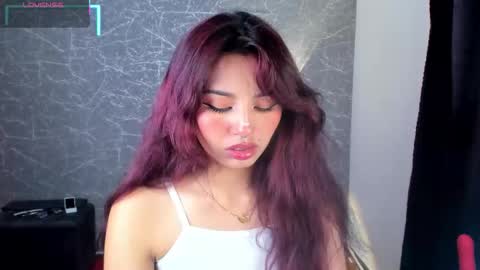 Snapshot of jenner_mills chatting on October 2025 09:47:02 PM Jenner online show from October 2025 09:47:02 PM